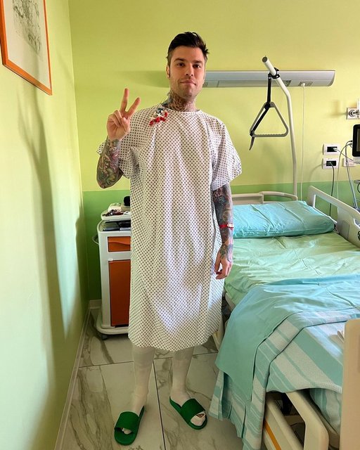 fedez kimdir nerelidir neden gundemde hastaligi nedir